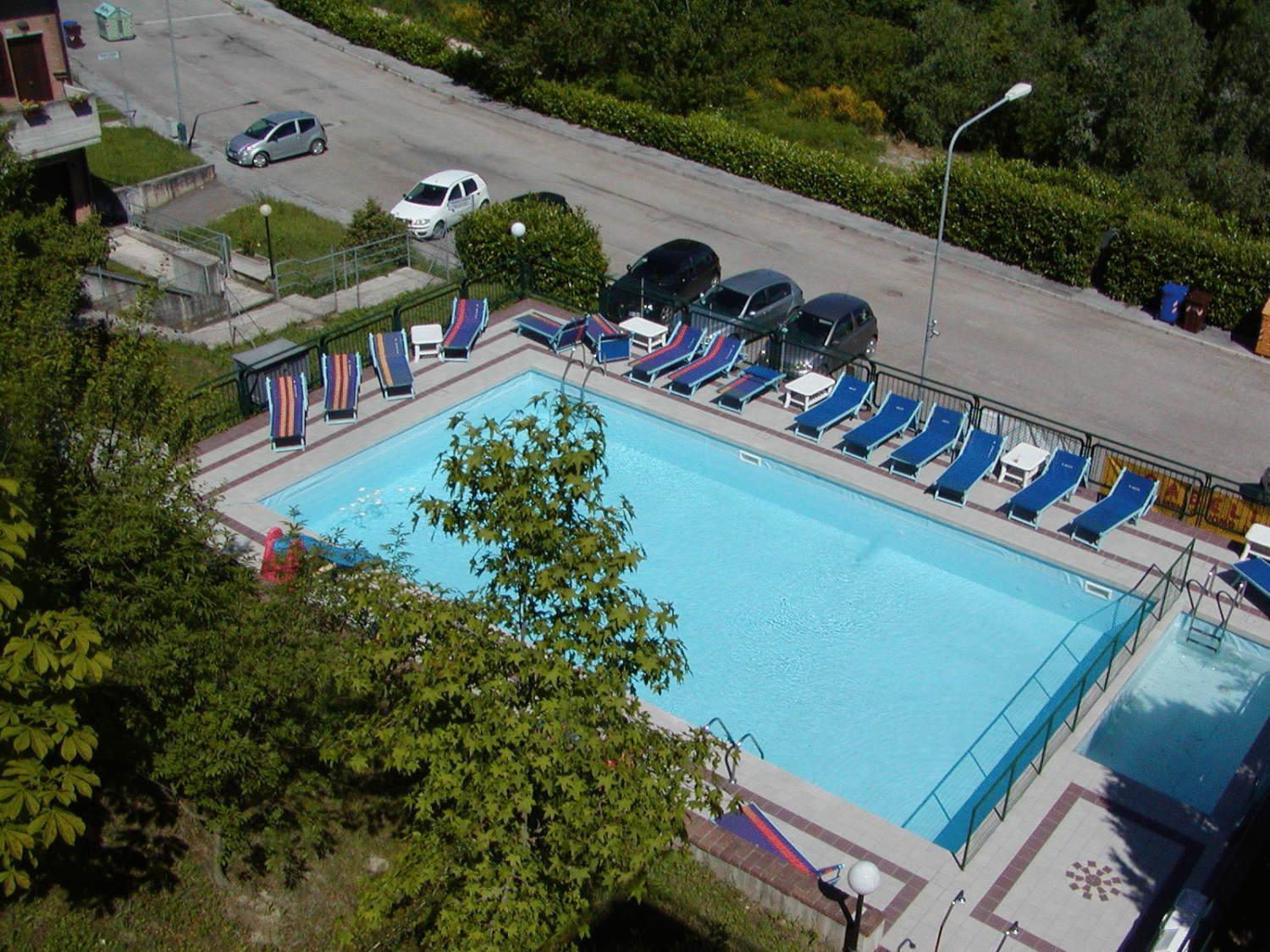 Hotel Tortorina Urbino Exterior photo